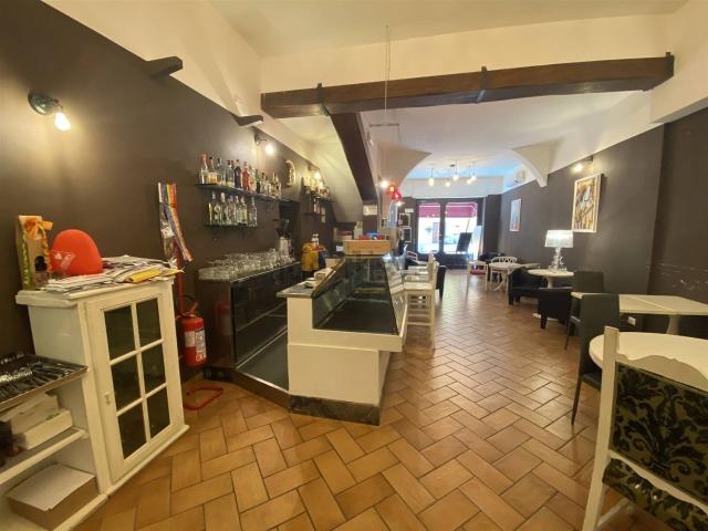 Locale Commerciale in vendita a San Martino a Gangalandi, Lastra A Signa