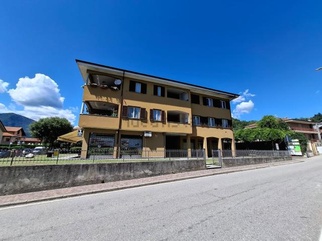 Locale Commerciale in vendita a Piemonte, Novara
