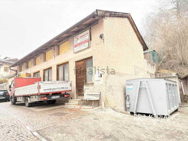Locale Commerciale in vendita a Comunità della Val di Non, Cavareno