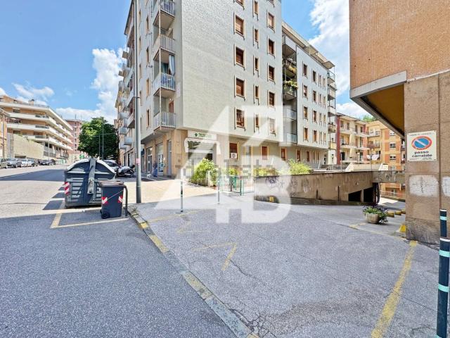Locale Commerciale in vendita a Roiano-Gretta-Barcola-Cologna-Scorcola, Villa Opicina