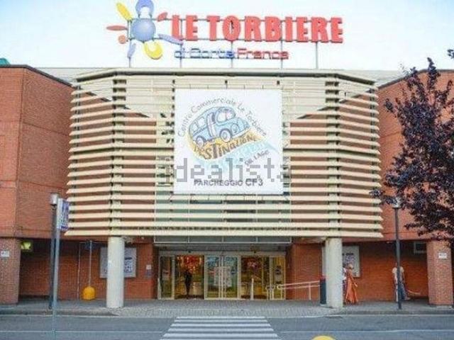 Locale Commerciale in vendita a Timoline, Corte Franca