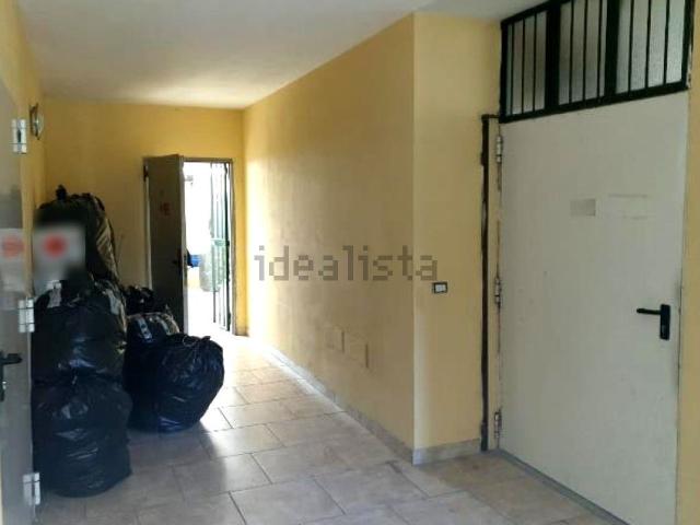 Locale Commerciale in vendita a Spagnuolo, Frattaminore