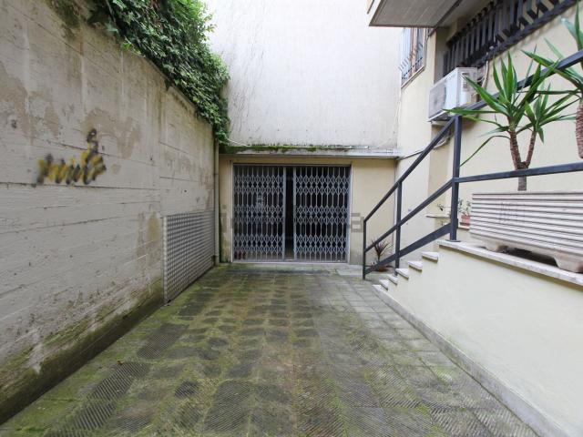 Locale Commerciale in vendita a Marche, Ascoli Piceno
