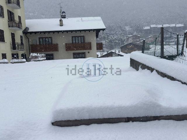 Locale Commerciale in vendita a Comunità montana Alta Valtellina, Valdidentro