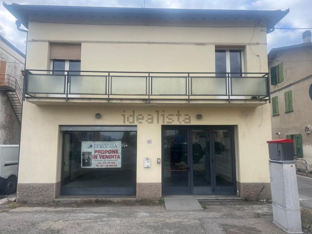 Locale Commerciale in vendita a Unione dei comuni del Sorbara, Ravarino