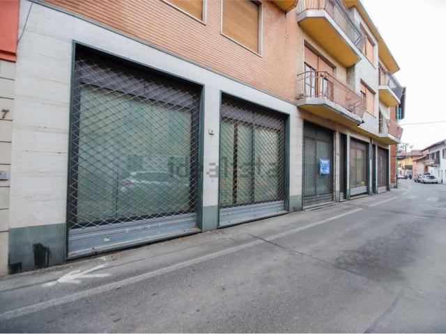 Locale Commerciale in vendita a Piemonte, Torino