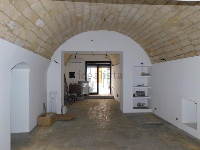 Locale Commerciale in vendita a Ragusa Ibla, Ragusa