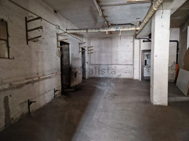 Locale Commerciale in vendita a Piemonte, Cuneo