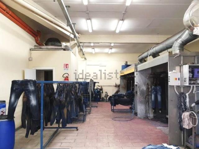 Locale Commerciale in vendita a Spagnuolo, Frattaminore