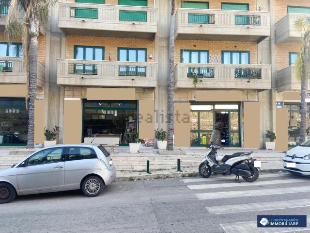 Locale Commerciale in vendita a III Circoscrizione, Palermo