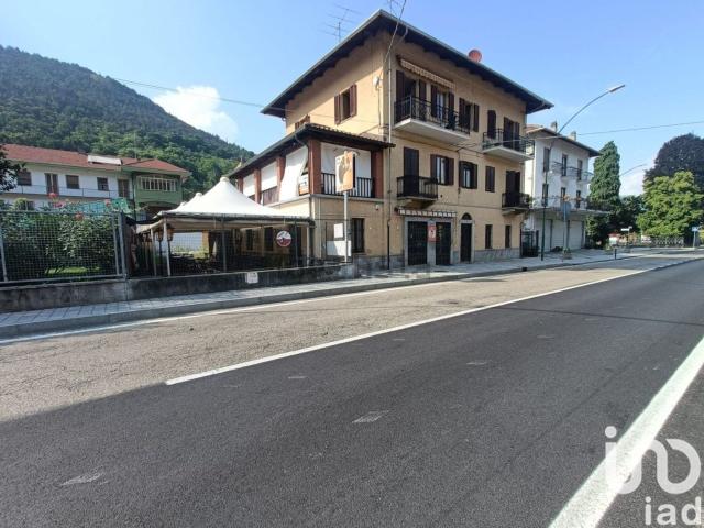 Locale Commerciale in vendita a Unione Montana di Comuni delle Valli di Lanzo, Ceronda e Casternone, Piemonte