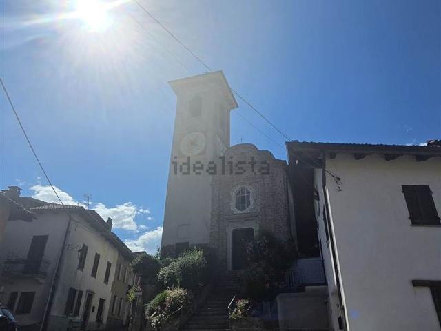 Locale Commerciale in vendita a Vernato, Piemonte