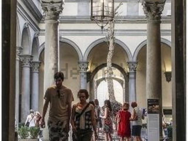 Locale Commerciale in vendita a Quartiere 1, Firenze