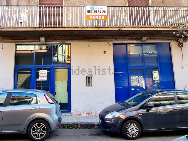 Locale Commerciale in vendita a Paternò, Sicilia