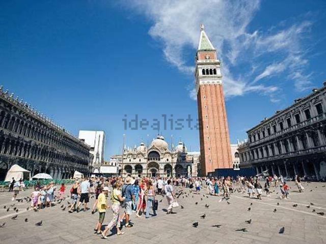 Locale Commerciale in vendita a Venezia