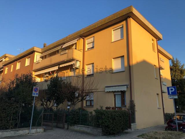 Locale Commerciale in vendita a Ozzano dell'Emilia, Bologna