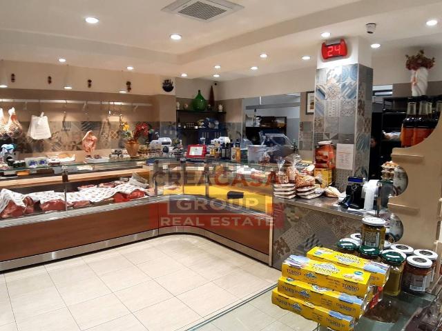 Locale Commerciale in vendita a Chianchitta, Giardini Naxos