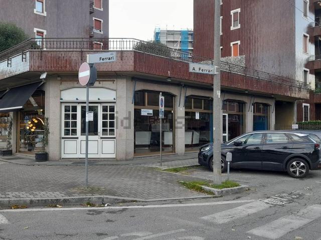 Locale Commerciale in vendita a Zona Omogenea Milano Nord, Cusano Milanino