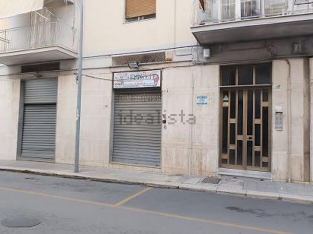 Locale Commerciale in vendita a Puglia, Barletta-andria-trani