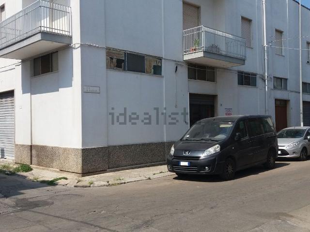 Locale Commerciale in vendita a Puglia, Lecce