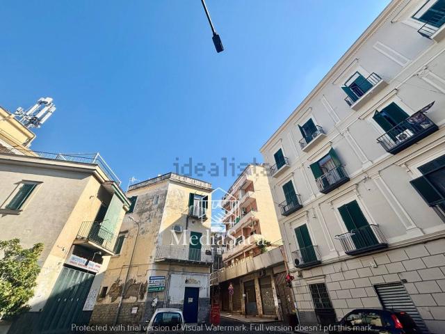 Locale Commerciale in vendita a Lava Nuovo, Torre Del Greco