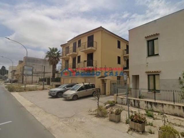 Locale Commerciale in vendita a Trapani, Sicilia
