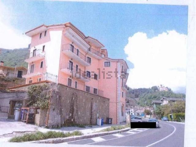 Locale Commerciale in vendita a Vetriera, Monteforte Irpino