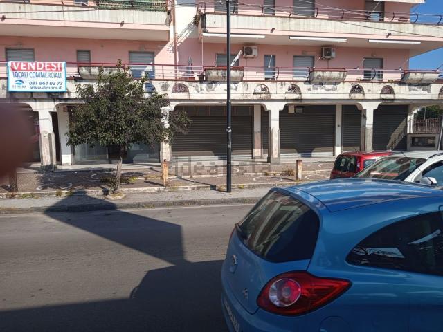 Locale Commerciale in vendita a Pellegrini, Boscoreale
