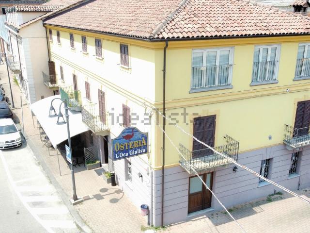 Locale Commerciale in vendita a Castagnole delle Lanze, Piemonte