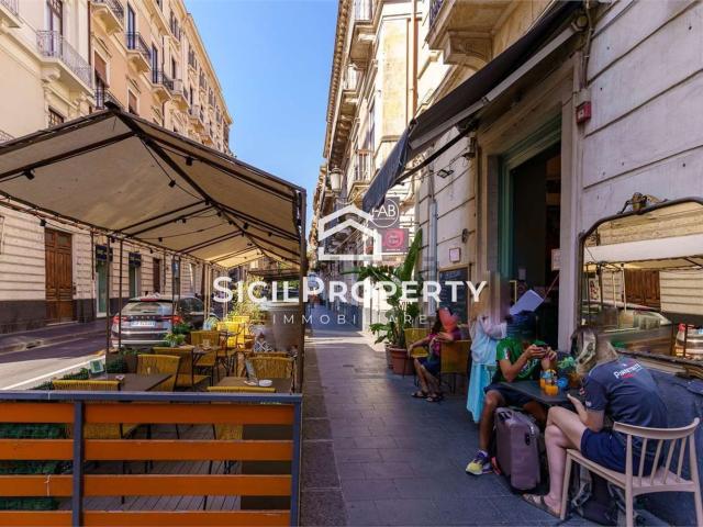 Locale Commerciale in vendita a Borgo-Sanzio, Catania