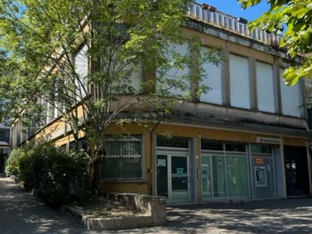 Locale Commerciale in vendita a Unione dell'Alto Reno, Lizzano In Belvedere