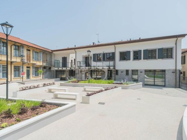 Locale Commerciale in vendita a San Maurizio, Vimercate