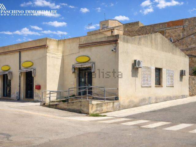 Locale Commerciale in vendita a Sorso, Sardigna/Sardegna