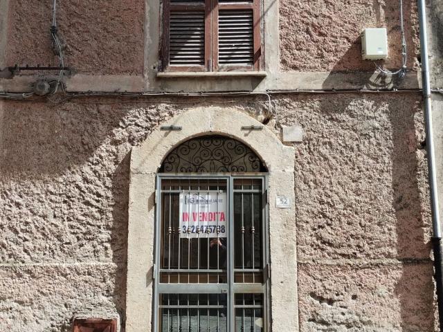 Locale Commerciale in vendita a Morolo, Lazio