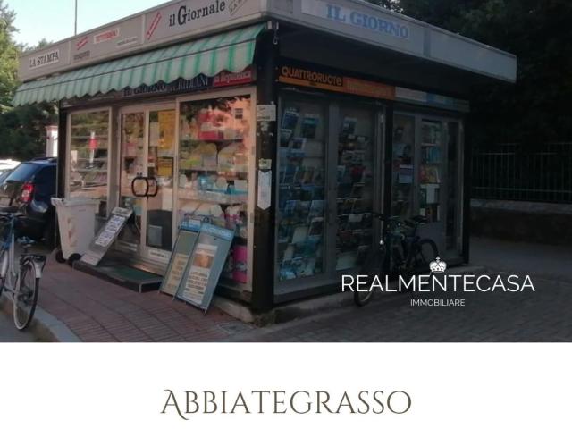 Locale Commerciale in vendita a Castelletto, Abbiategrasso