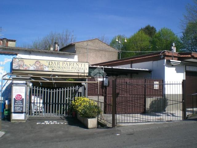 Locale Commerciale in vendita a Ville di Nemi, Roma Capitale