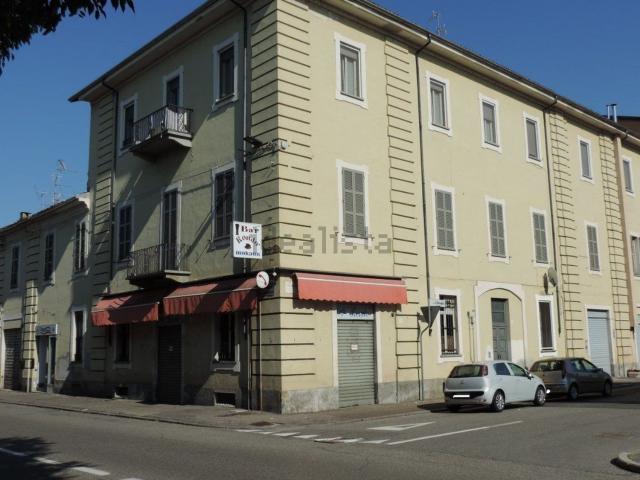 Locale Commerciale in vendita a Centro, Piemonte