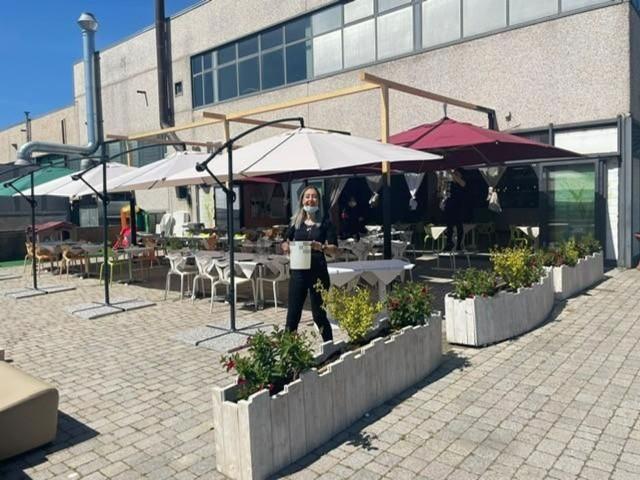 Locale Commerciale in vendita a Oltrarno, Calcinaia