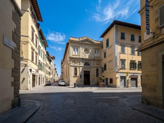 Locale Commerciale in vendita a Quartiere 1, Firenze