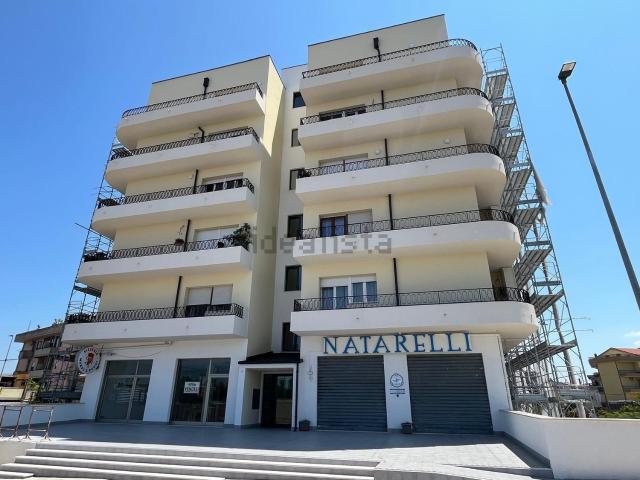 Locale Commerciale in vendita a Rione Istonio, San Salvo
