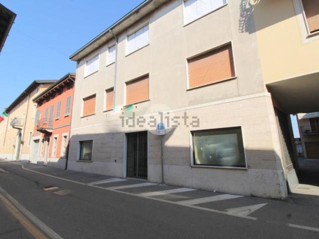 Locale Commerciale in vendita a Villaggio Valverde, Travagliato