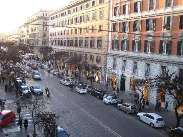Locale Commerciale in vendita a Municipio Roma I, Roma Capitale