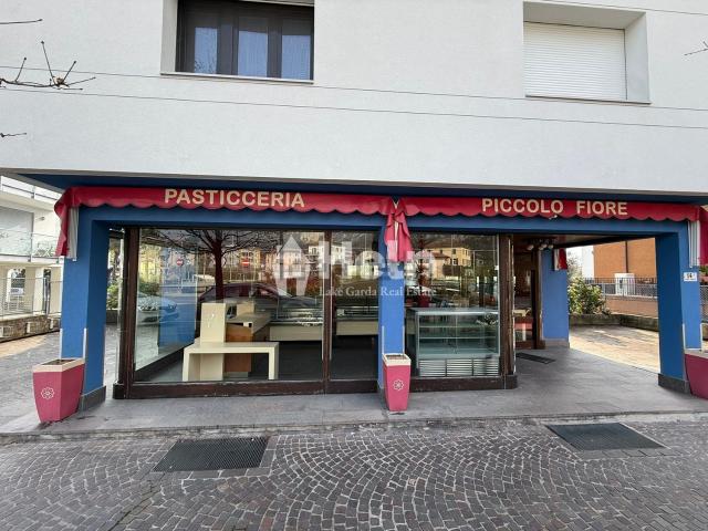 Locale Commerciale in vendita a Comunità Alto Garda e Ledro, Riva