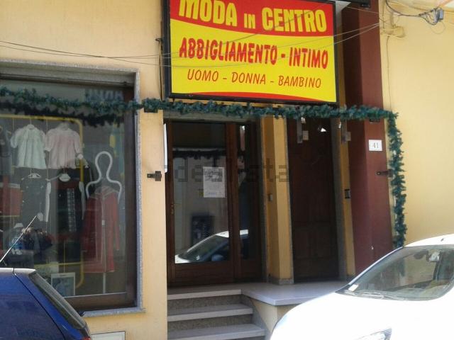Locale Commerciale in vendita a Puglia, Lecce