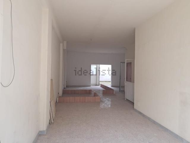 Locale Commerciale in vendita a San Valentino, Puglia