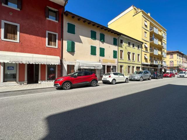 Locale Commerciale in vendita a San Marco / Sant Marc, Palmanova / Palme