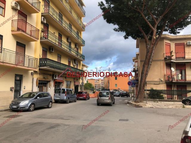 Locale Commerciale in vendita a Termini Imerese, Sicilia