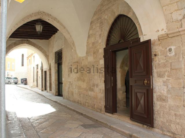Locale Commerciale in vendita a Puglia, Barletta-andria-trani