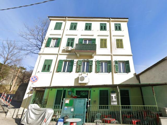 Locale Commerciale in vendita a San Cilino, Trieste