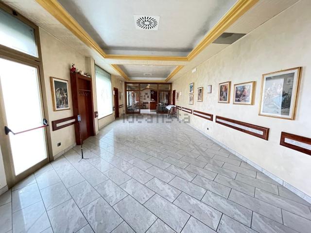 Locale Commerciale in vendita a Unione dei Comuni I Fontanili, Gudo Visconti